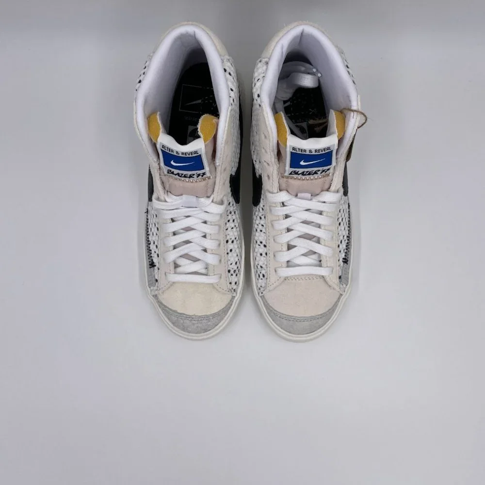 Nike Blazer Mid '77 Black / White Womens Shoes